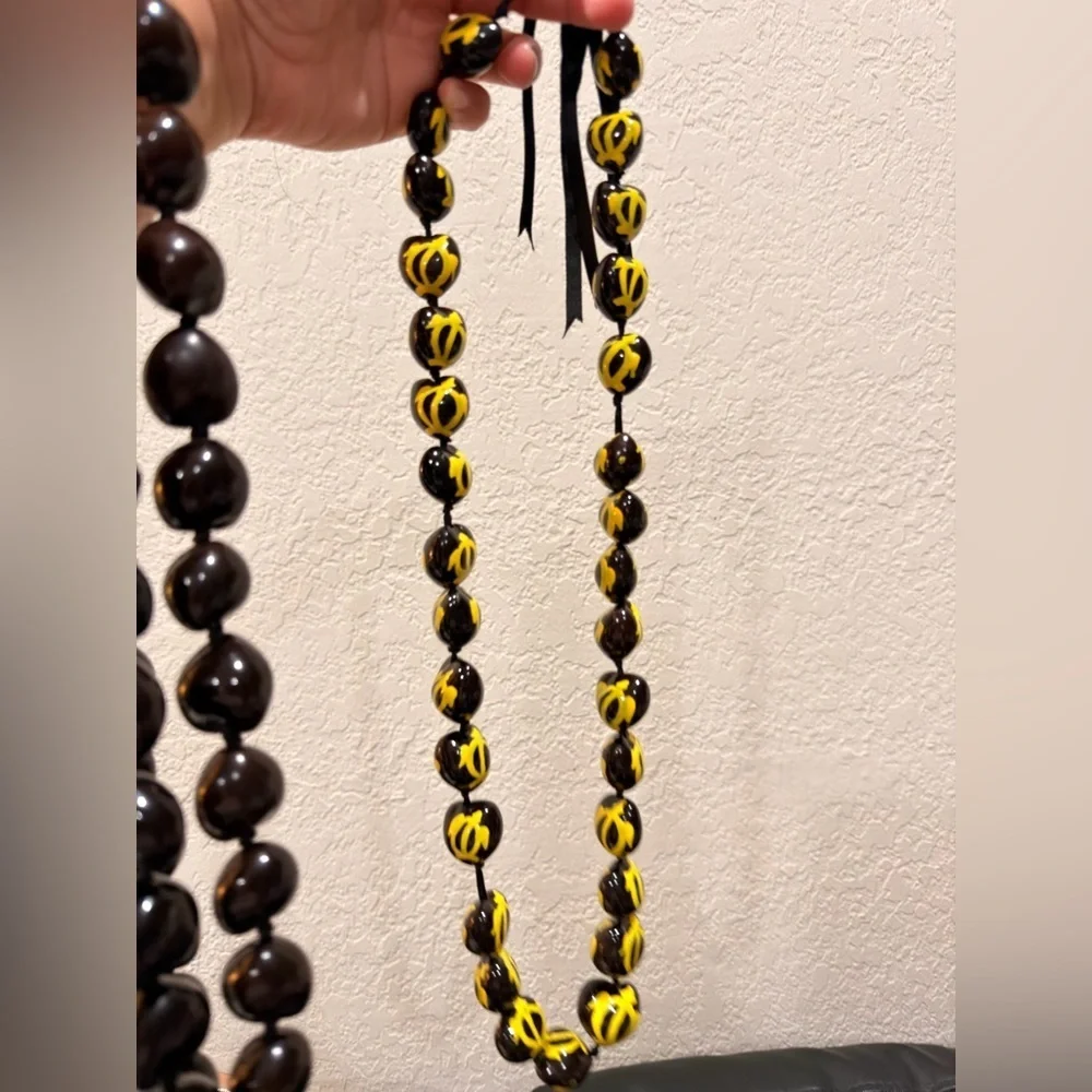 3 Hawaiian Leí Style Kukui Nut Bead Necklace, 1 Painted Yellow turtle & 2 brown